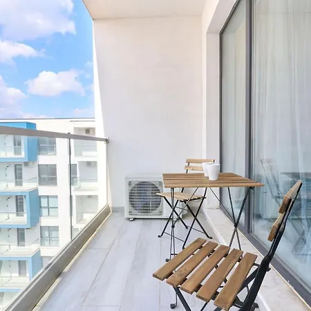 Andrei In Nord10 - Pool N Playground Апартаменты *