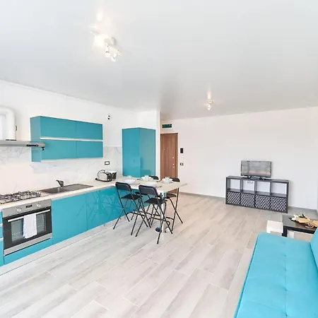 Andrei In Nord10 - Pool N Playground *